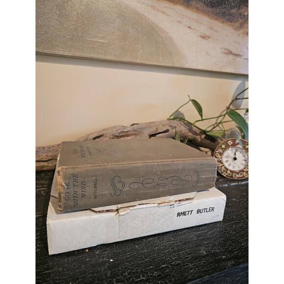 1937 Hardcover Gone With The Wind and Rhett Butler Knowles China 1981 Plate - Picture 7 of 10